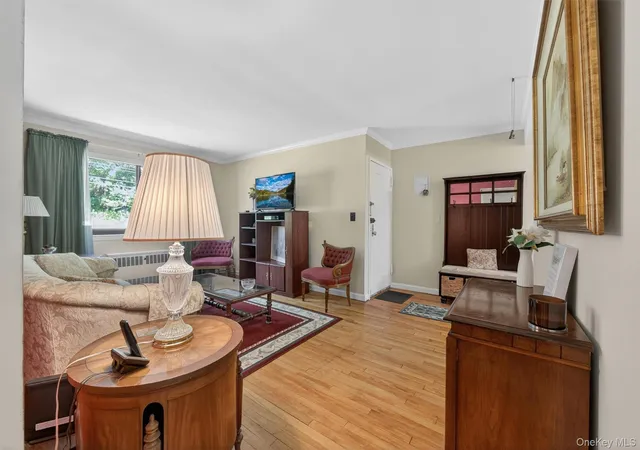 Homes for sale in Greenburgh, NY | 128 Virginia Rd #B, Greenburgh, NY 10603 | MLS# 1004160