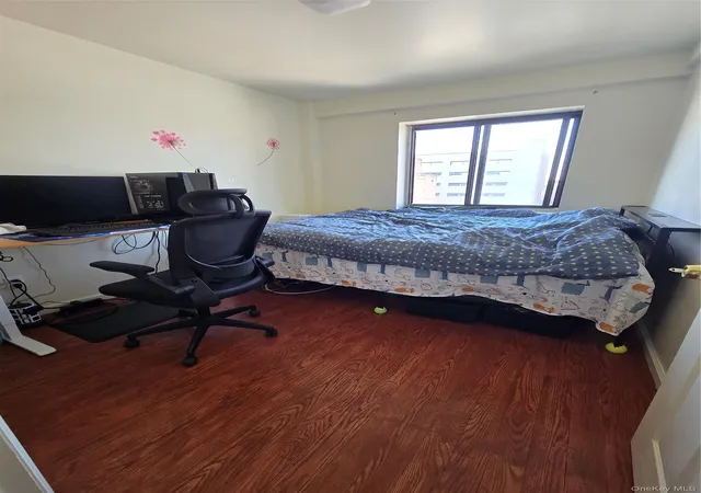 5th image of 4134 Haight St #301, Flushing, NY 11355 | MLS# 1004183