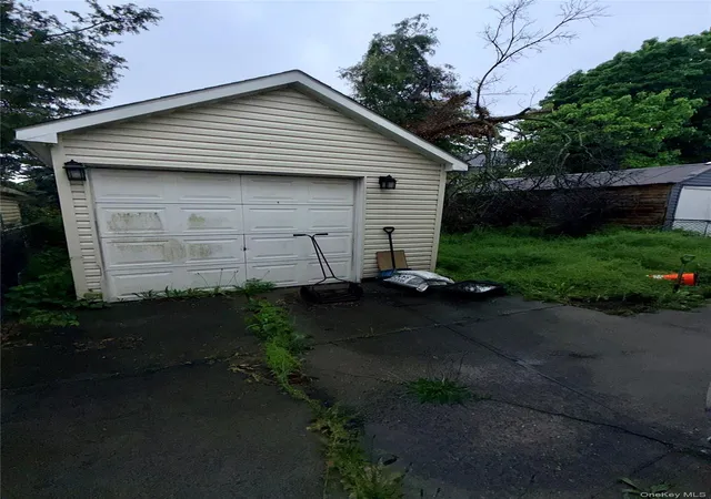 Photo 2 of Sale Pending at 9922 193rd Street, Hollis, NY 11423 | MLS# 1004230 | Listing updated on 2026-07-02