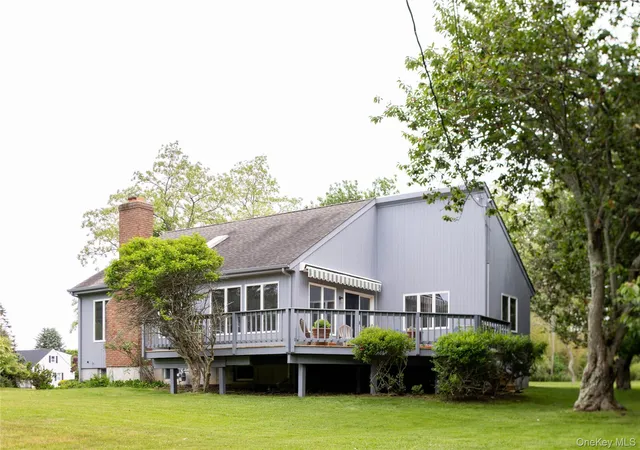 Homes for sale in Southold, NY | 100 Bayberry Ln, Southold, NY 11971 | MLS# 1004231