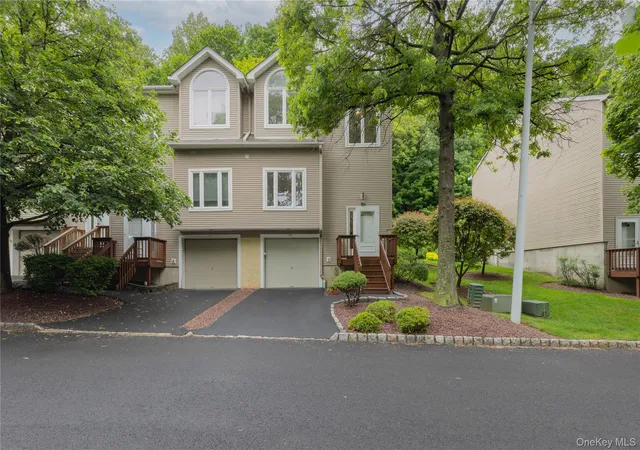 Homes for sale in Clarkstown, NY | 138 Foltim Wy, Clarkstown, NY 10920 | MLS# 1004232