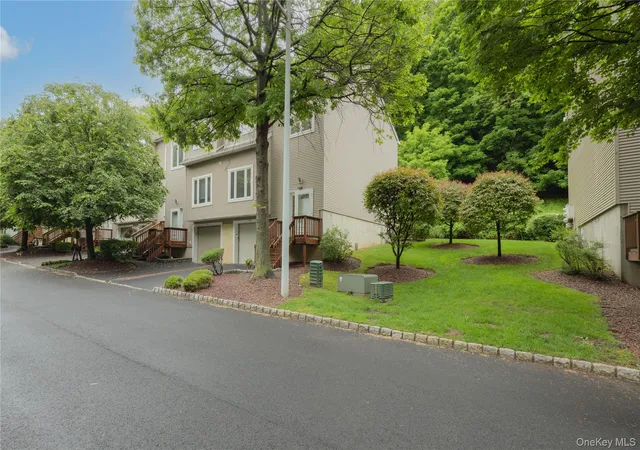 Homes for sale in Clarkstown, NY | 138 Foltim Wy, Clarkstown, NY 10920 | MLS# 1004232