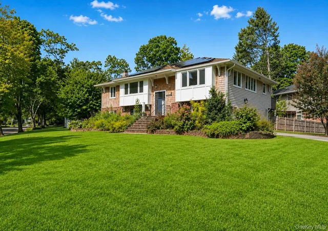 37th image of 7 Dalton Ln, East Northport, NY 11731 | MLS# 1004241