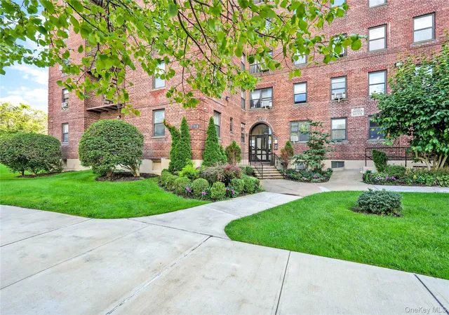 8th image of 138 12 28th Rd #1F, Flushing, NY 11354 | MLS# 1004253