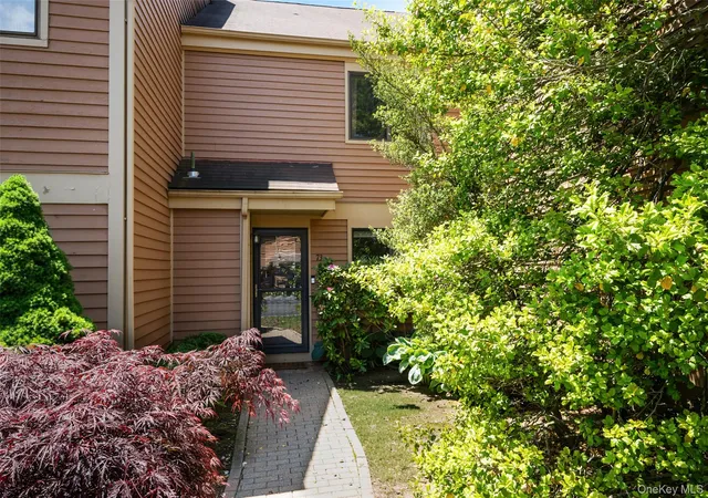 Homes for sale in Rye Brook, NY | 73 Greenway Ln, Rye Brook, NY 10573 | MLS# 1004255