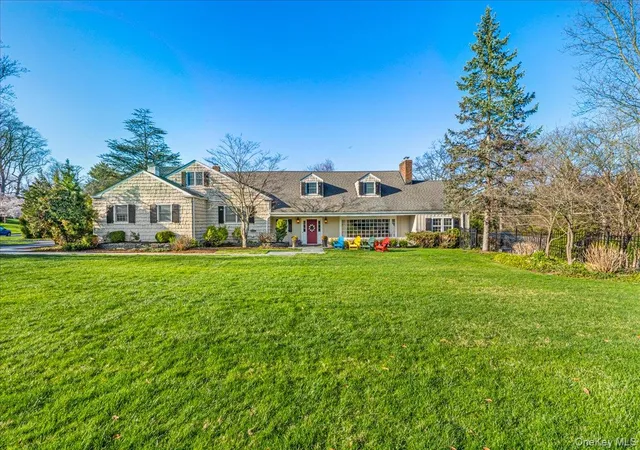 2nd image of 100 Elderfields Rd, North Hempstead, NY 11030 | MLS# 1004280