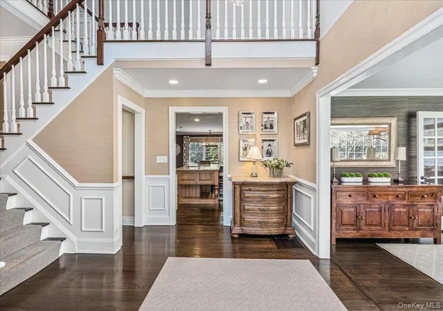 4th image of 100 Elderfields Rd, North Hempstead, NY 11030 | MLS# 1004280