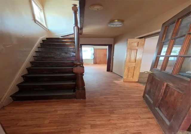 2nd image of 146 Beechwood Ave, New Rochelle, NY 10801 | MLS# 1004290