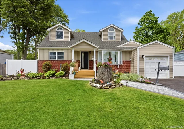 1st image of 12 Browning Dr, Greenlawn, NY 11740 | MLS# 1004323