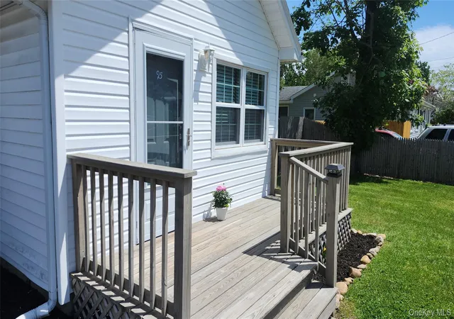 3rd image of 95 Pleasure Ave, Ronkonkoma, NY 11779 | MLS# 1004332