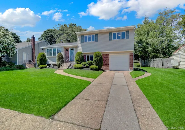 22nd image of 33 Brook Path, Oyster Bay, NY 11803 | MLS# 1004350