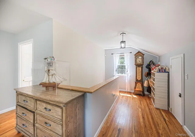 36th image of 119 N 1st Ave, Bay Shore, NY 11706 | MLS# 1004358