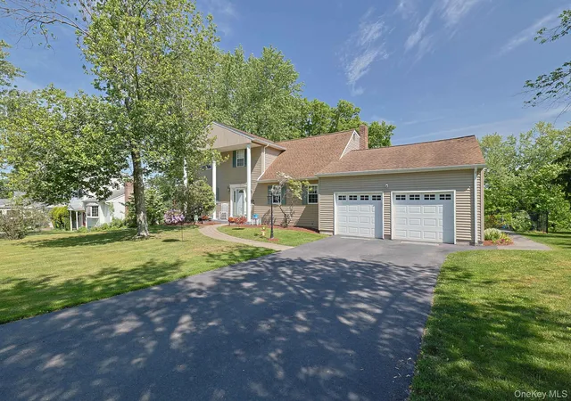 2nd image of 10 The Dr, Westtown, NY 10998 | MLS# 1004379