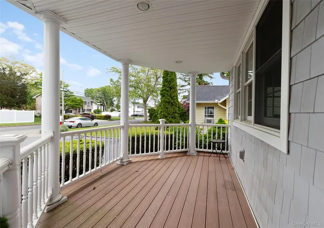 2nd image of 1414 Illinois Ave, Bay Shore, NY 11706 | MLS# 1004383