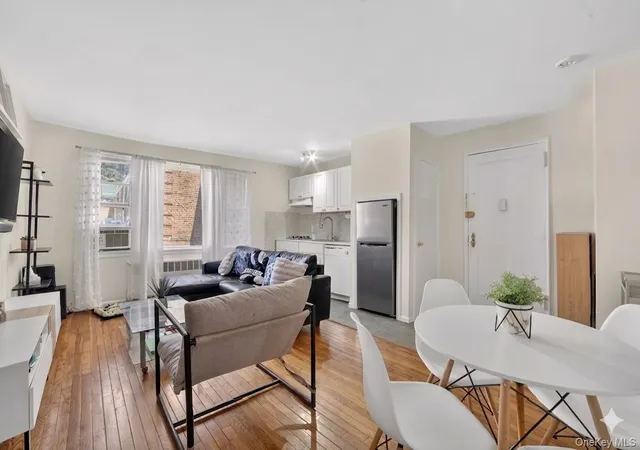 Homes for sale in White Plains, NY | 205 W Post Rd #E-1-O, White Plains, NY 10606 | MLS# 1004406