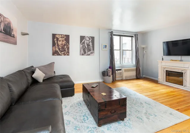 4th image of 91 Van Cortlandt Ave W #3F, Bronx, NY 10463 | MLS# 1004411