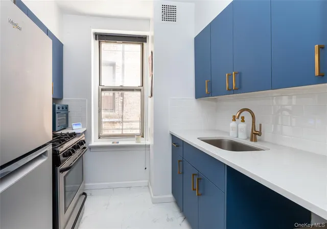 5th image of 91 Van Cortlandt Ave W #3F, Bronx, NY 10463 | MLS# 1004411