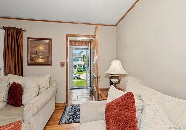 3rd image of 13 Lorenz Ave, New Rochelle, NY 10801 | MLS# 1004416