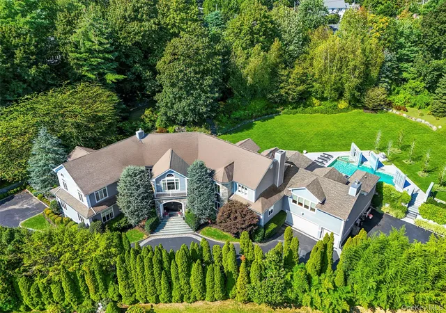 Photo 2 of Mansion for sale at 23 Pheasant Dr, Harrison, NY 10580 | MLS# 1004420 | Listing updated on 2026-10-17