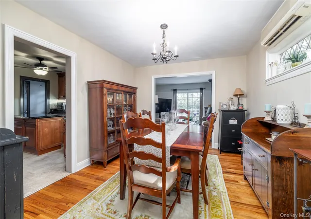 Photo 4 of Sale Pending at 19 Saint Thomas Pl, Hempstead, NY 11565 | MLS# 1004430 | Listing updated on 2026-06-27