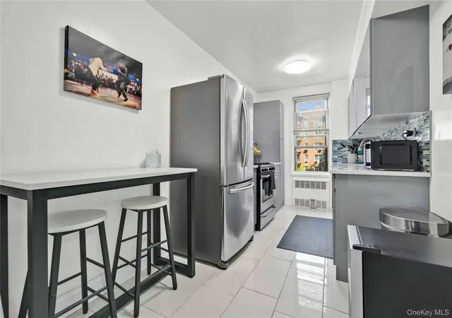 5th image of 33-44 93rd, New York, NY 11372