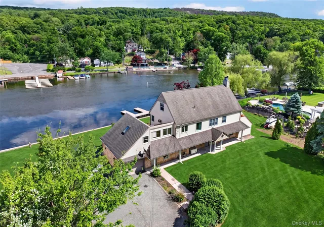 Homes for sale in Greenwood Lake, NY | 2 Grove Ave, Greenwood Lake, NY 10925 | MLS# 1004446