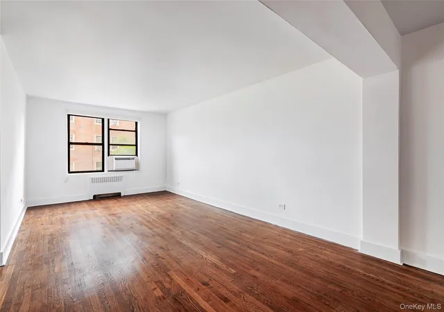 4th image of 525 W 235Th St #4D, Bronx, NY 10463 | MLS# 1004451