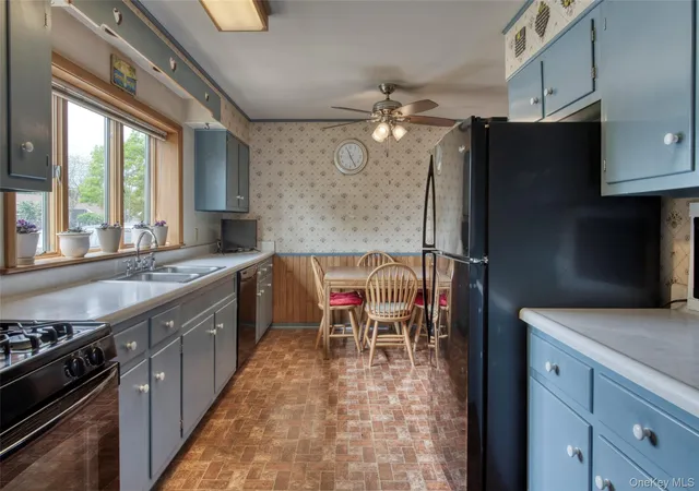 Homes for sale in Southampton, NY | 704B Patrick St, Southampton, NY 11978 | MLS# 1004457