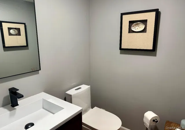 4th image of 1276 Mara Ct, Atlantic Beach, NY 11509 | MLS# 1004460