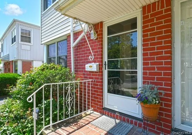 4th image of 6720 211Th St, Oakland Gardens, NY 11364 | MLS# 1004464