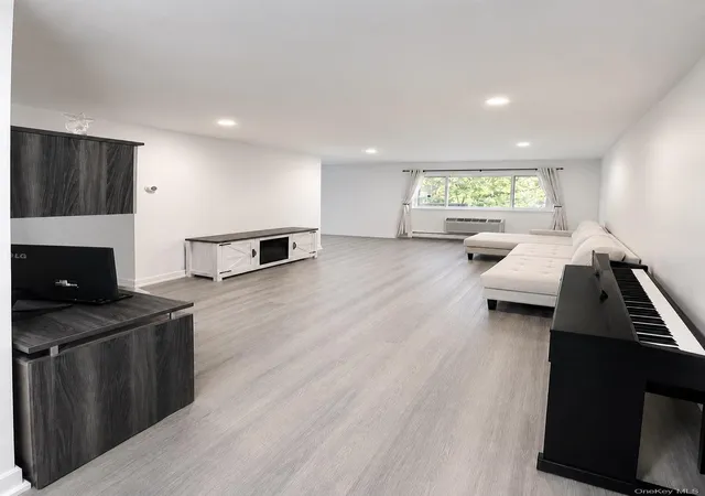 Photo 5 of Condo for sale at 130 Sierra Vista Ln #2ND, Clarkstown, NY 10989 | MLS# 1004503 | Listing updated on 2026-08-14