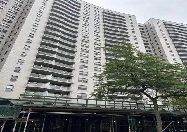 2nd image of 1020 Grand Concourse #6L, Bronx, NY 10451 | MLS# 1004507