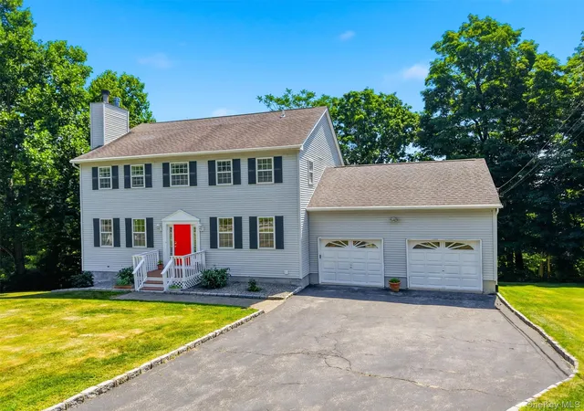 3rd image of 35 Wayacross Rd, Carmel, NY 10541 | MLS# 1004526