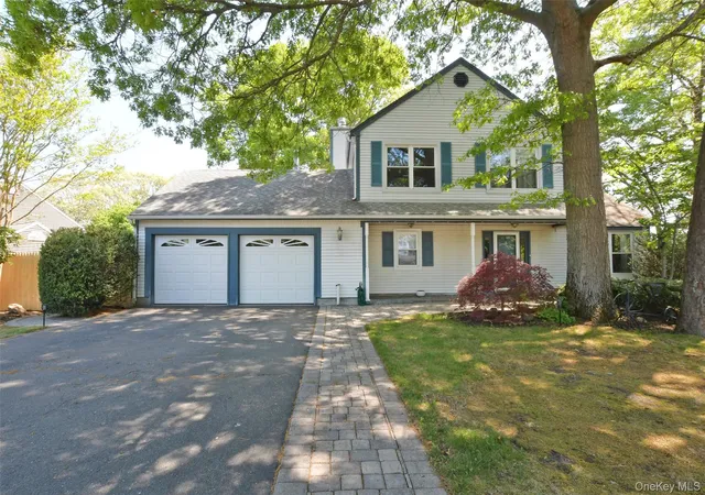 2nd image of 1 Gregg Ln, Coram, NY 11727 | MLS# 1004531
