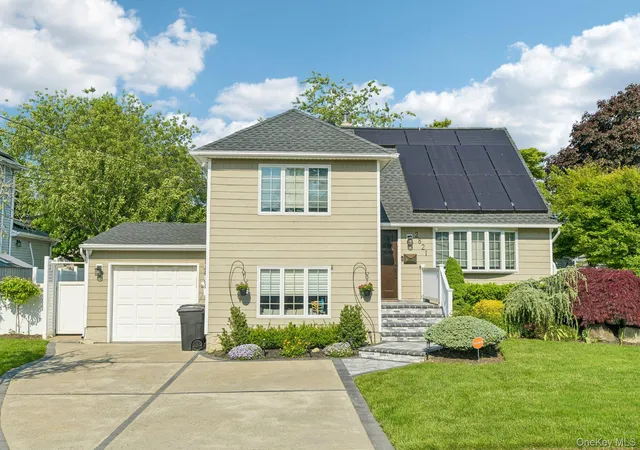 Photo 1 of Sale Pending at 2821 Colonial Ave, Hempstead, NY 11566 | MLS# 1004535 | Listing updated on 2026-06-27