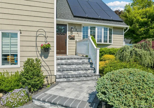 Photo 2 of Sale Pending at 2821 Colonial Ave, Hempstead, NY 11566 | MLS# 1004535 | Listing updated on 2026-06-27
