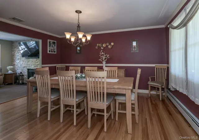 5th image of 19 Aimee Ct, Warwick, NY 10990 | MLS# 1004548