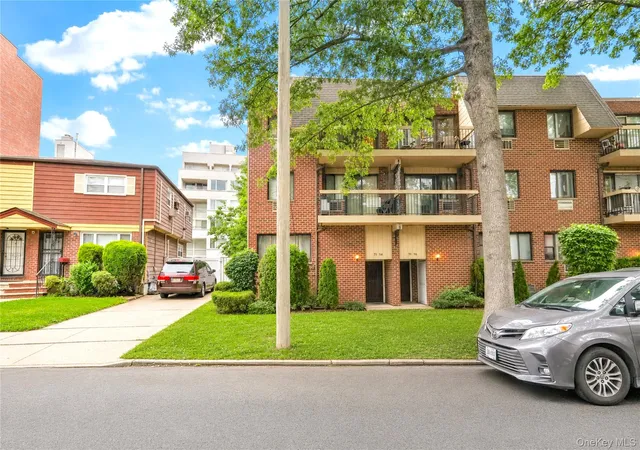 Photo 2 of Condo for sale at 71 48 162nd Street #3, Fresh Meadows, NY 11365 | MLS# 1004566 | Listing updated on 2026-10-08