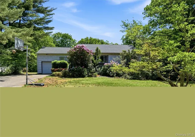 2nd image of 37 Winston Dr, Smithtown, NY 11787 | MLS# 1004569