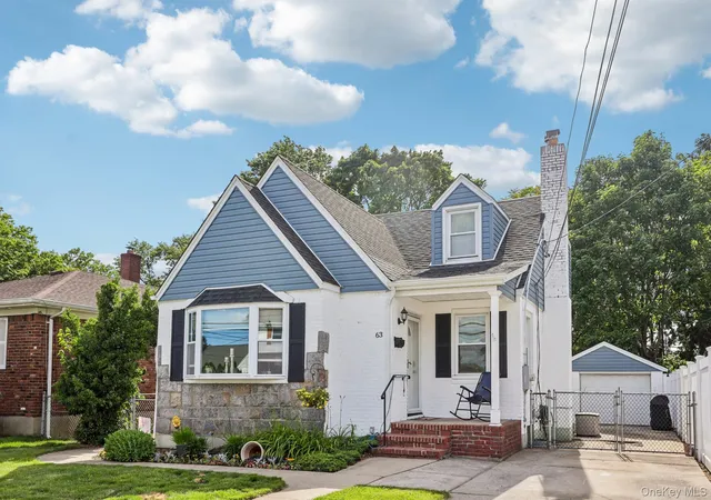 2nd image of 63 Kilburn Rd S, West Hempstead, NY 11552 | MLS# 1004584