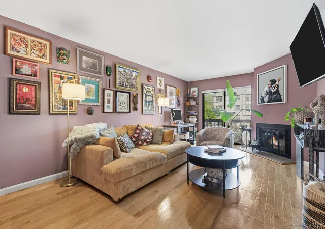 Photo 5 of Condo for sale at 15 Greenridge Ave #3, White Plains, NY 10605 | MLS# 1004590 | Listing updated on 2026-06-24