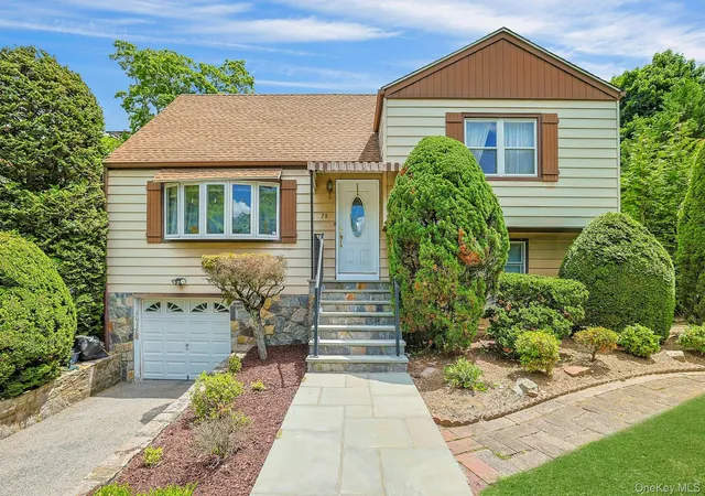 Photo 1 of Sale Pending at 70 Durham Rd, White Plains, NY 10607 | MLS# 1004598 | Listing updated on 2026-07-06