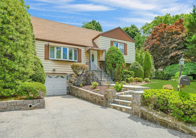 Photo 3 of Sale Pending at 70 Durham Rd, White Plains, NY 10607 | MLS# 1004598 | Listing updated on 2026-07-06