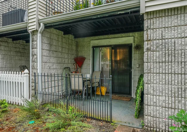 3rd image of 38 Richmond Blvd, Islip, NY 11779