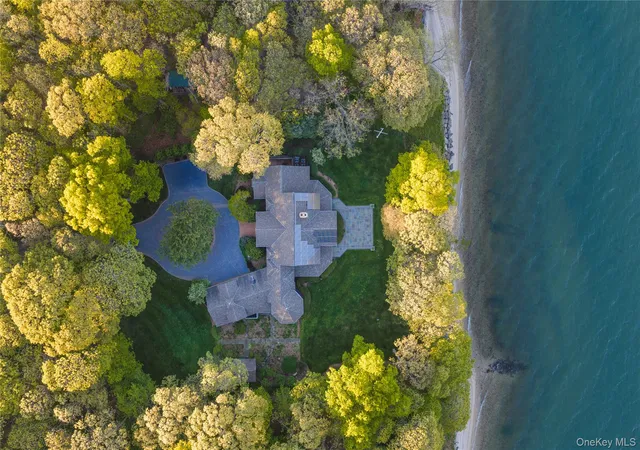 2nd image of 5055 New Suffolk Rd, Southold, NY 11956 | MLS# 1004612