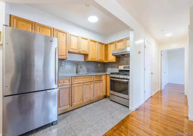 5th image of 35-06 Leavitt St #6C, Flushing, NY 11354 | MLS# 1004657