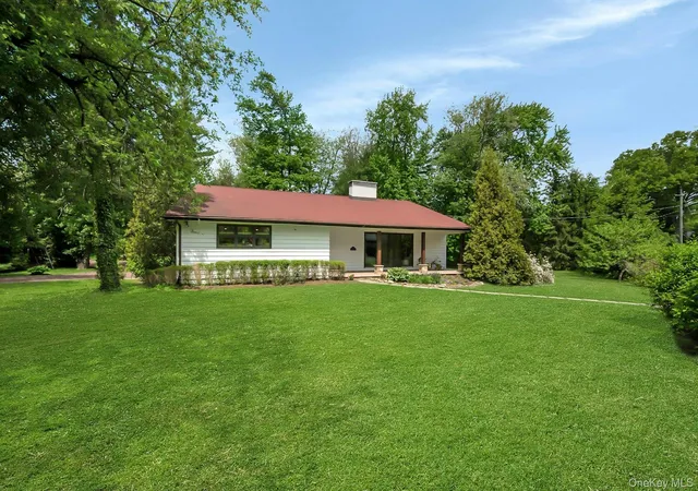 Homes for sale in Scarsdale, NY | 1 Canterbury Rd, Scarsdale, NY 10583 | MLS# 1004663