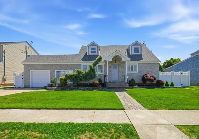 1st image of 35 3rd Ave, Massapequa Park, NY 11762 | MLS# 1004668