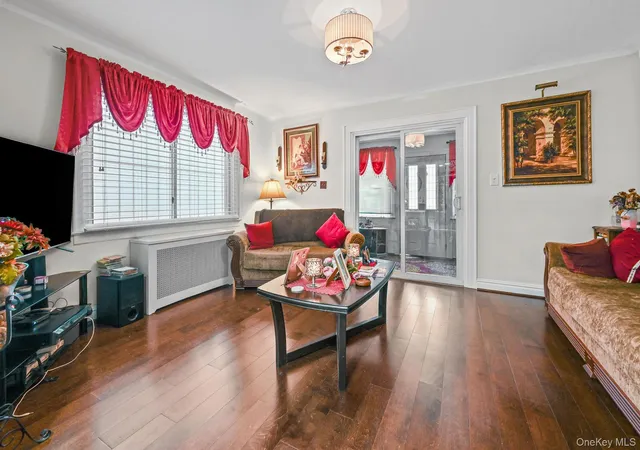 Photo 3 of Sale Pending at 19028 118th Avenue, Saint Albans, NY 11412 | MLS# 1004685 | Listing updated on 2026-06-27