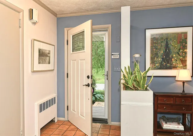5th image of 44 Wyoming Dr, Huntington, NY 11746 | MLS# 1004698